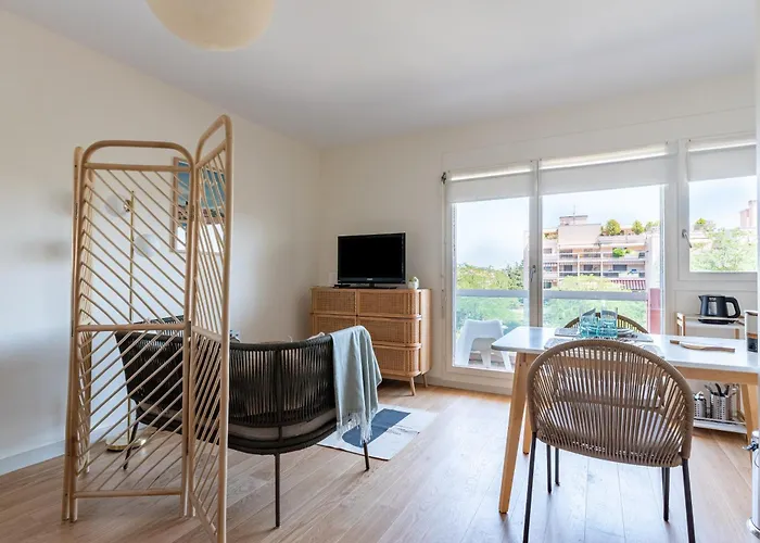Apartment Le Nid Des Cedres - Magnifique Terrasse Montplaisir